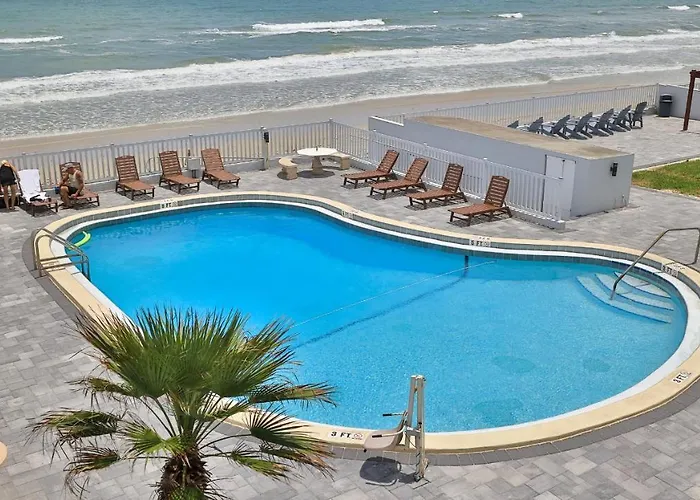 Motel: Driftwood Beach Motel